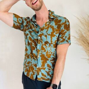 MENS MANGO Aqua Blue Brown Flowy Floral Abstact Pattern Button Down $80 Shirt M